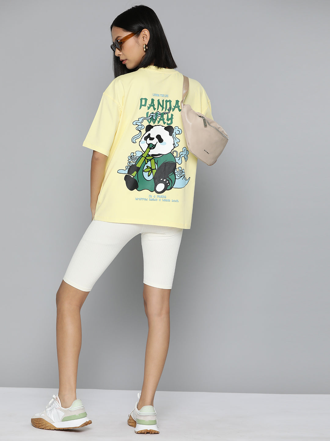 Graphic Printed Oversized Drop-Shoulder Sleeves Longline T-shirt