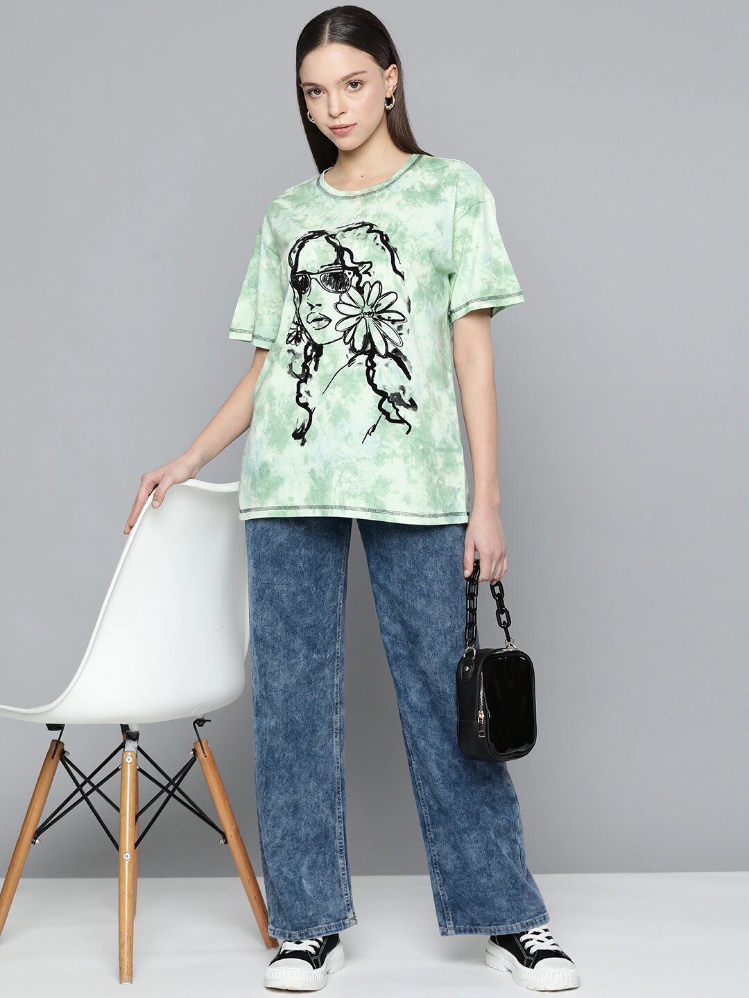 Women Tie and Dye Printed Drop-Shoulder Sleeves Boxy T-shirt